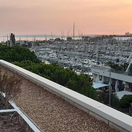 아파트 2 Bedroom Kitchen, With Terrace *